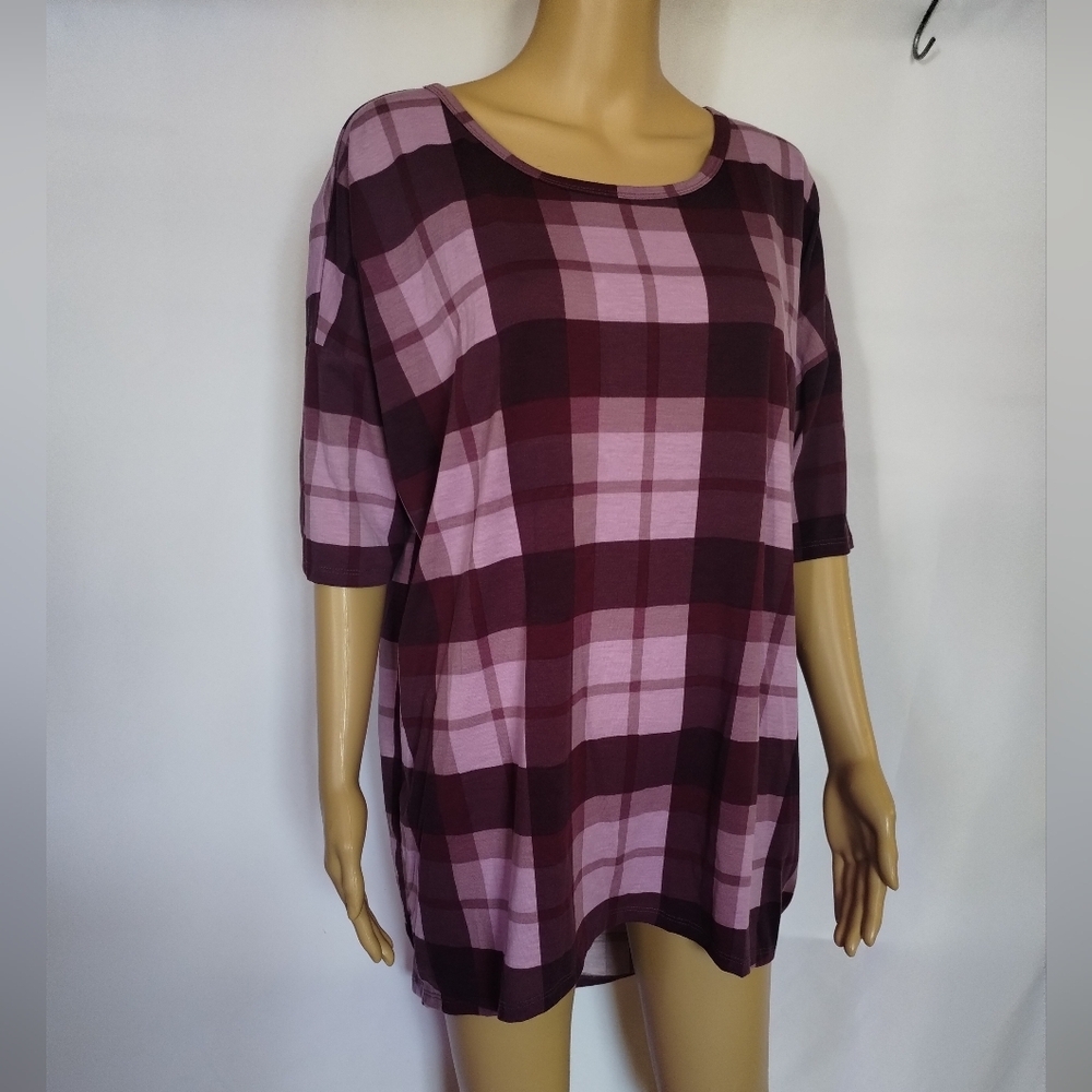 LuLaRoe Irma Tunic Top Size L Purple Plaid High Low Stretch Casual Comfy